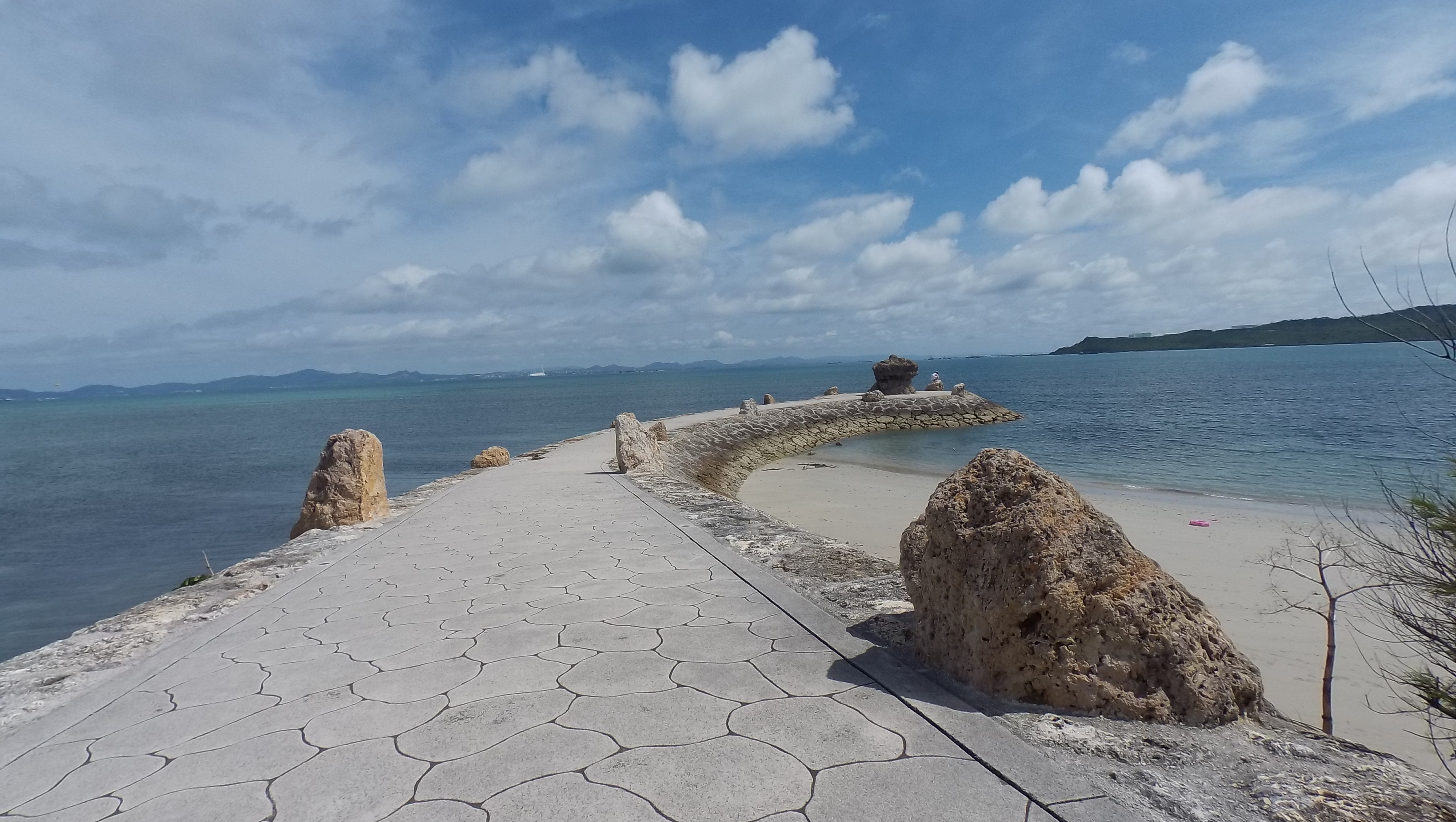 Circling Japan’s Subtropical Paradise by Bicycle
